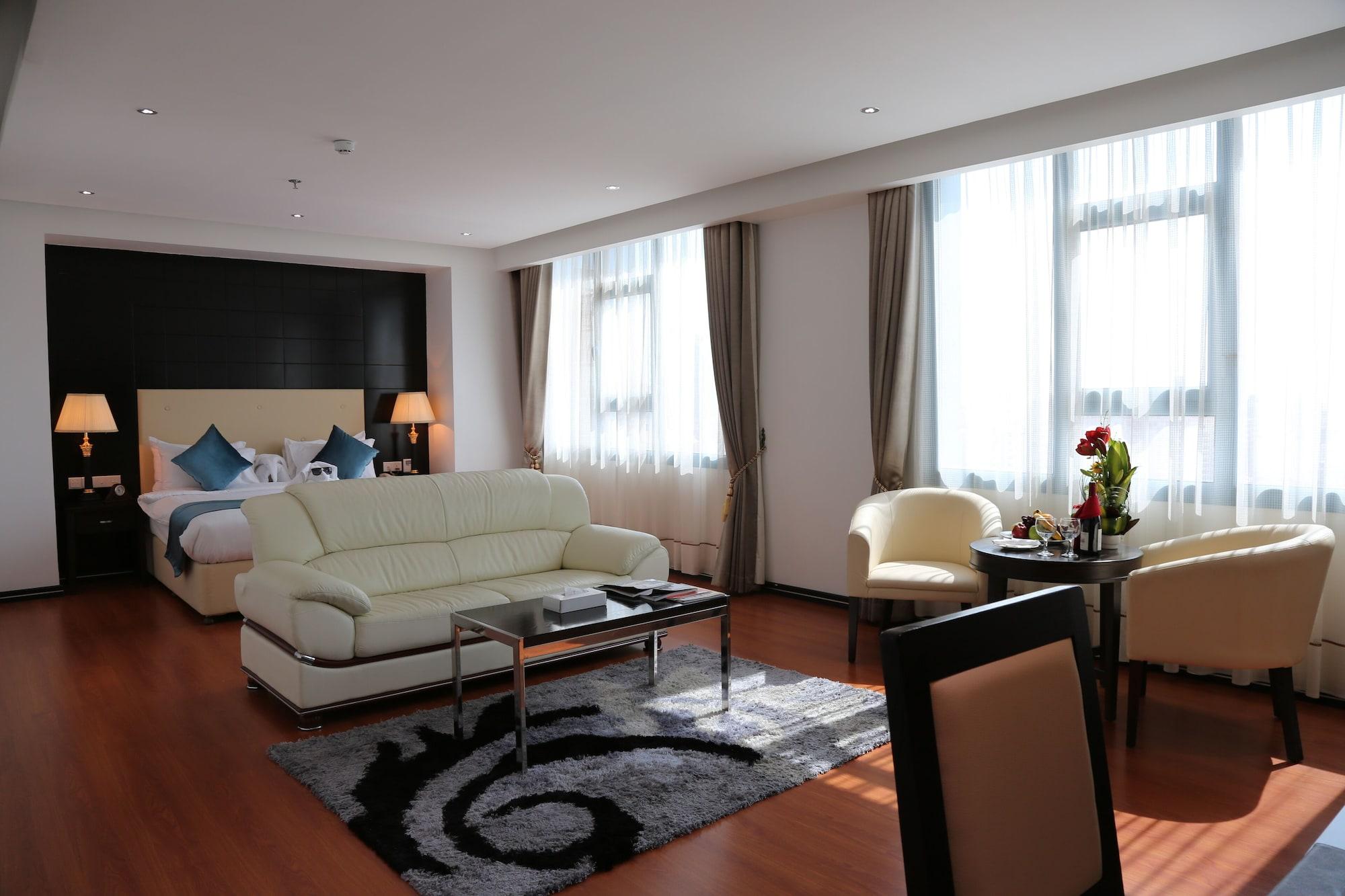 The Olive Hotel, Juffair Manama Exteriör bild
