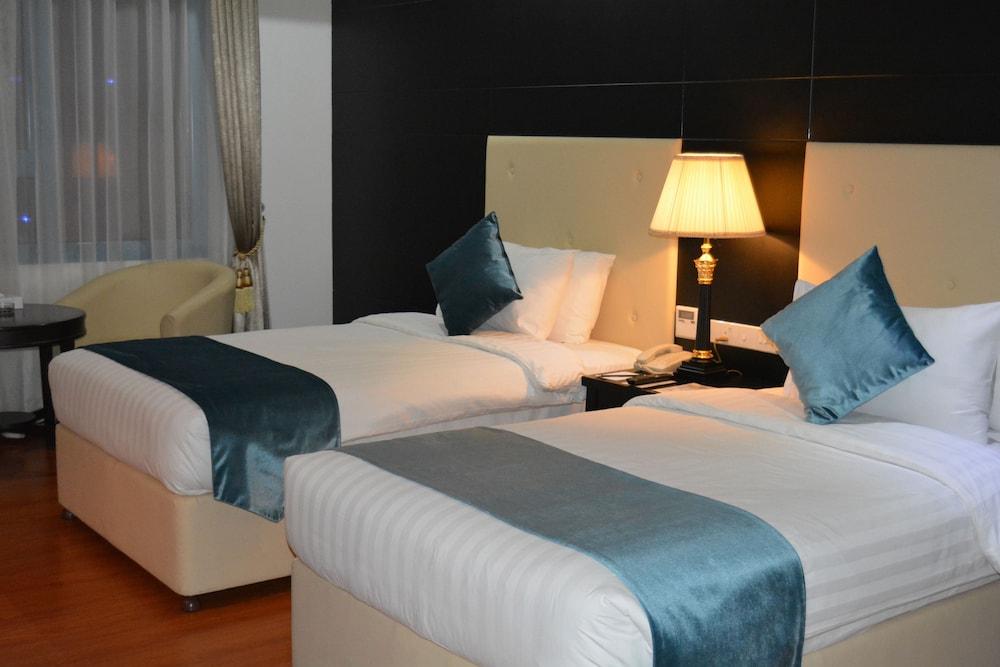 The Olive Hotel, Juffair Manama Exteriör bild