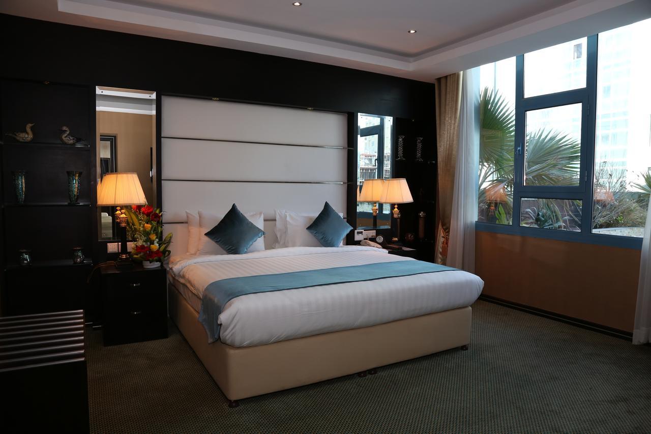 The Olive Hotel, Juffair Manama Exteriör bild